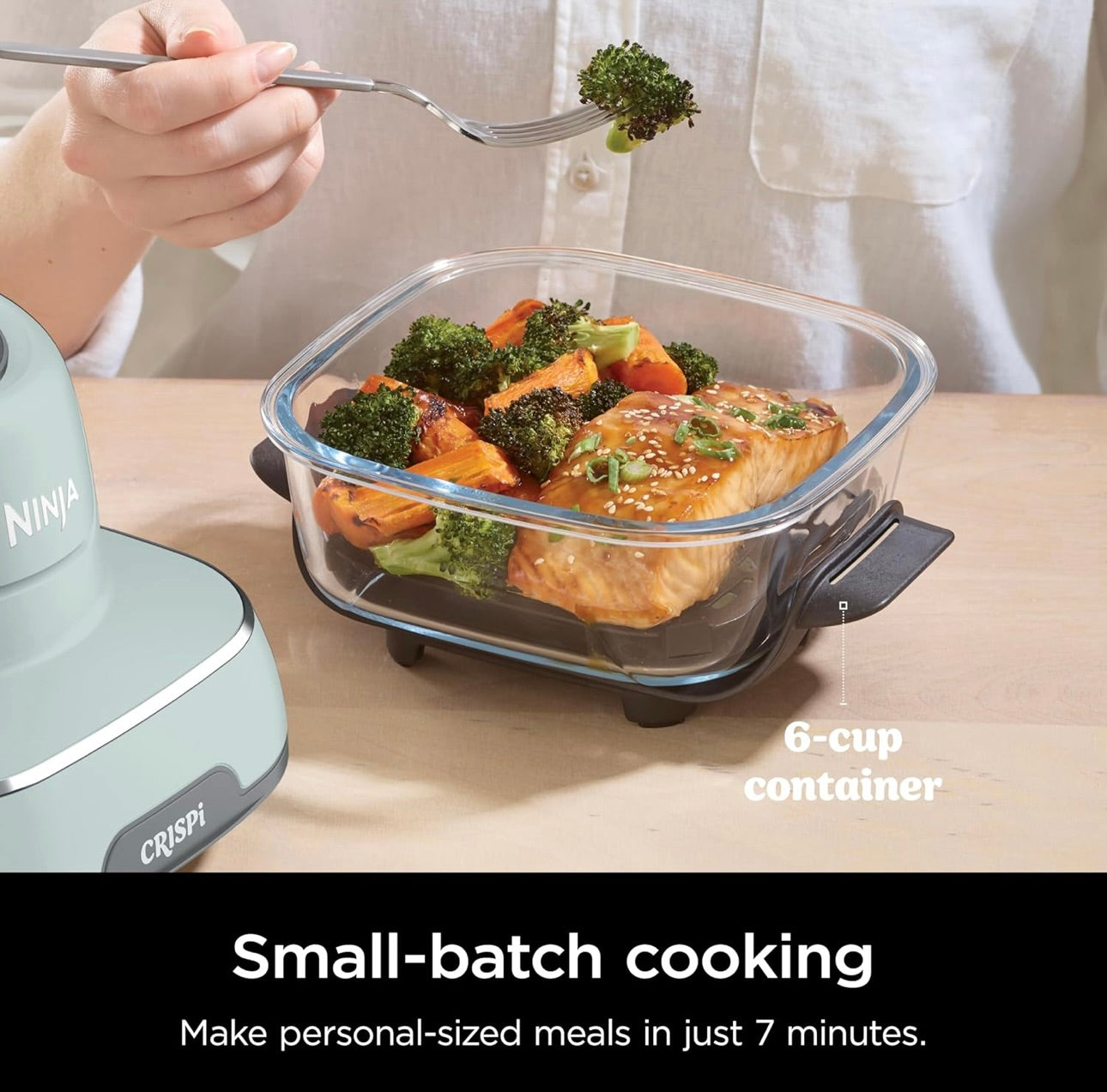 Ninja Crispi Air Fryer, Microwave, Freezer & Dishwasher Safe, Non Toxic Glass Portable Cooking System, 4 QT & 6 Cup - Green (FN101SG)