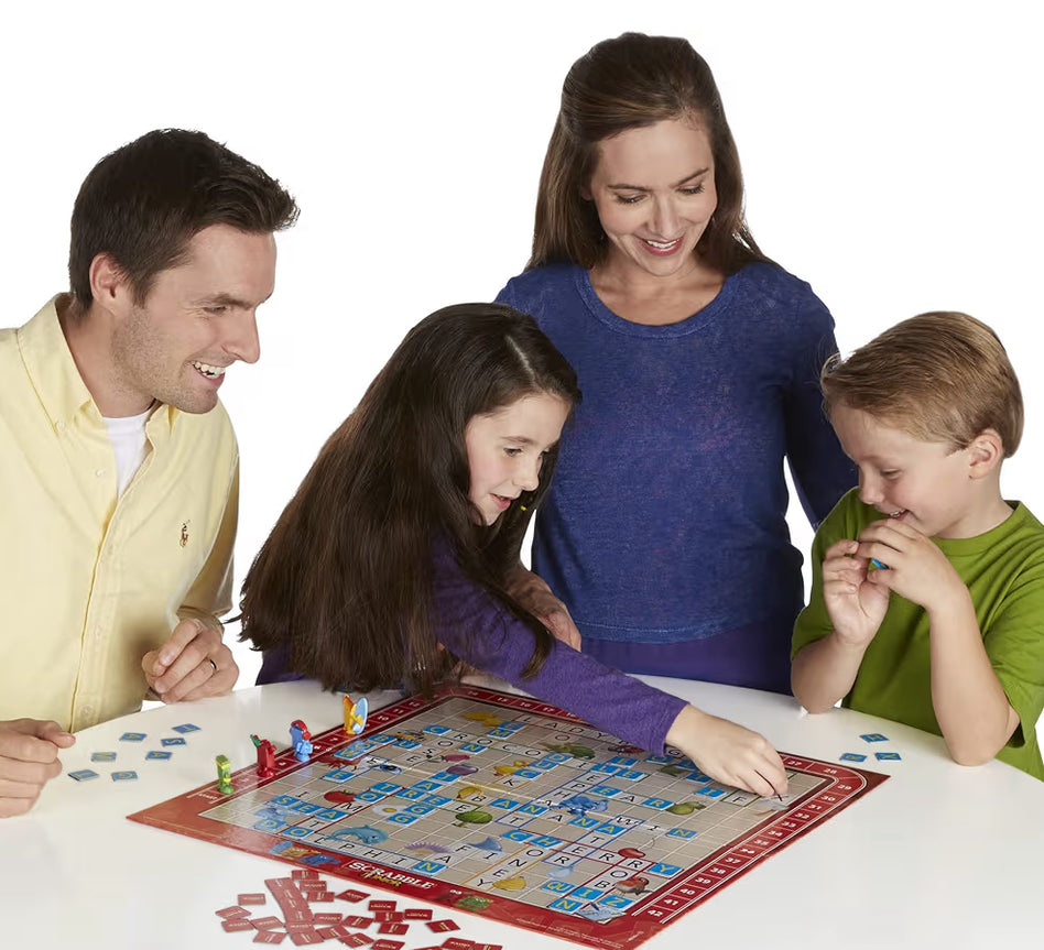 Hasbro Gaming Scrabble Junior Board Game - 2-4 Players - Family Educational Word Games for Kids