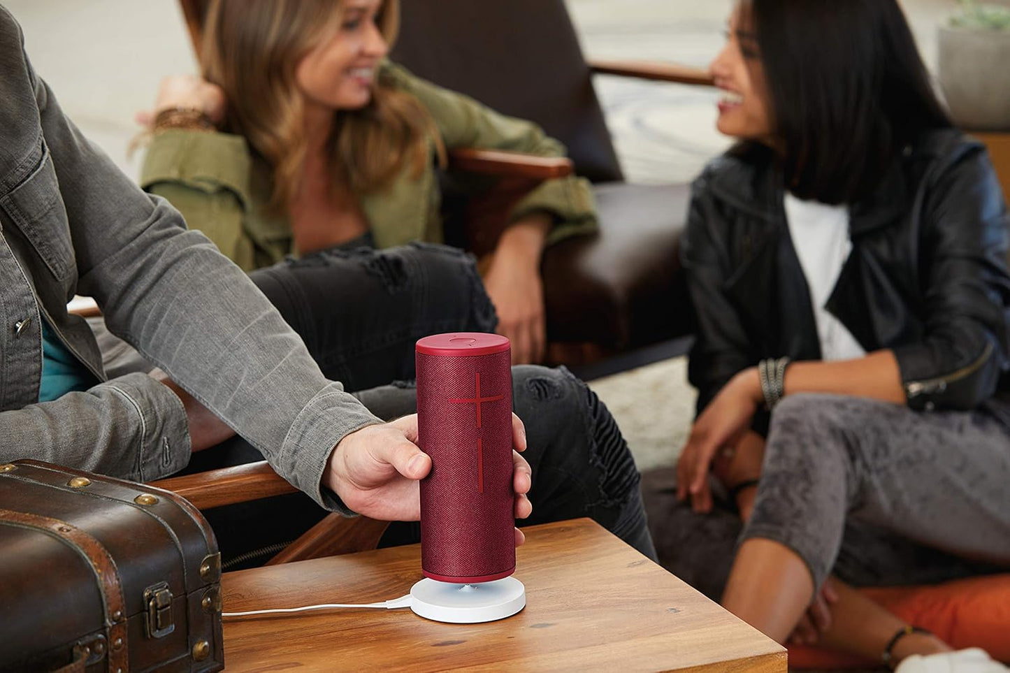 Logitech UE Power Up Wireless Charging Dock for Ultimate Ears Boom 3, MEGABOOM 3, Blast & MEGABLAST - White