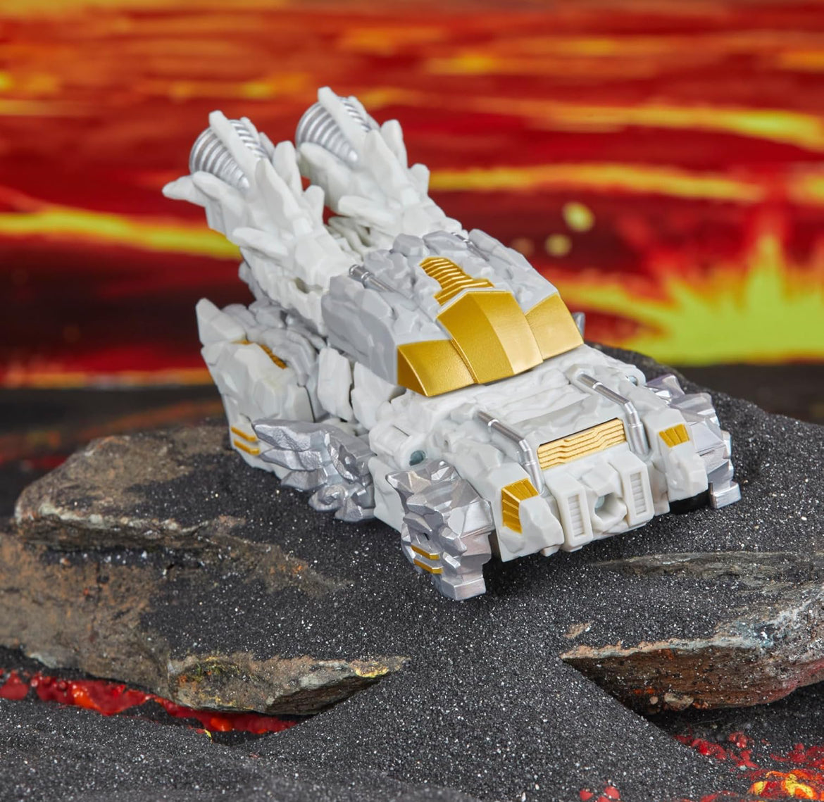 Transformers Legacy United Deluxe Klas Infernac Heelal Nucleous, 5.5-duim Omskepbare Aksiefiguur, 8+