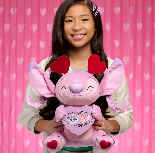 Just Play Disney Stitch Valentine Groot 10-duim Plaas Engel Opgepropte Dier, Sagte Materiaal, Pienk, Kinderspeelgoed vir Ouderdomme 2 en Op