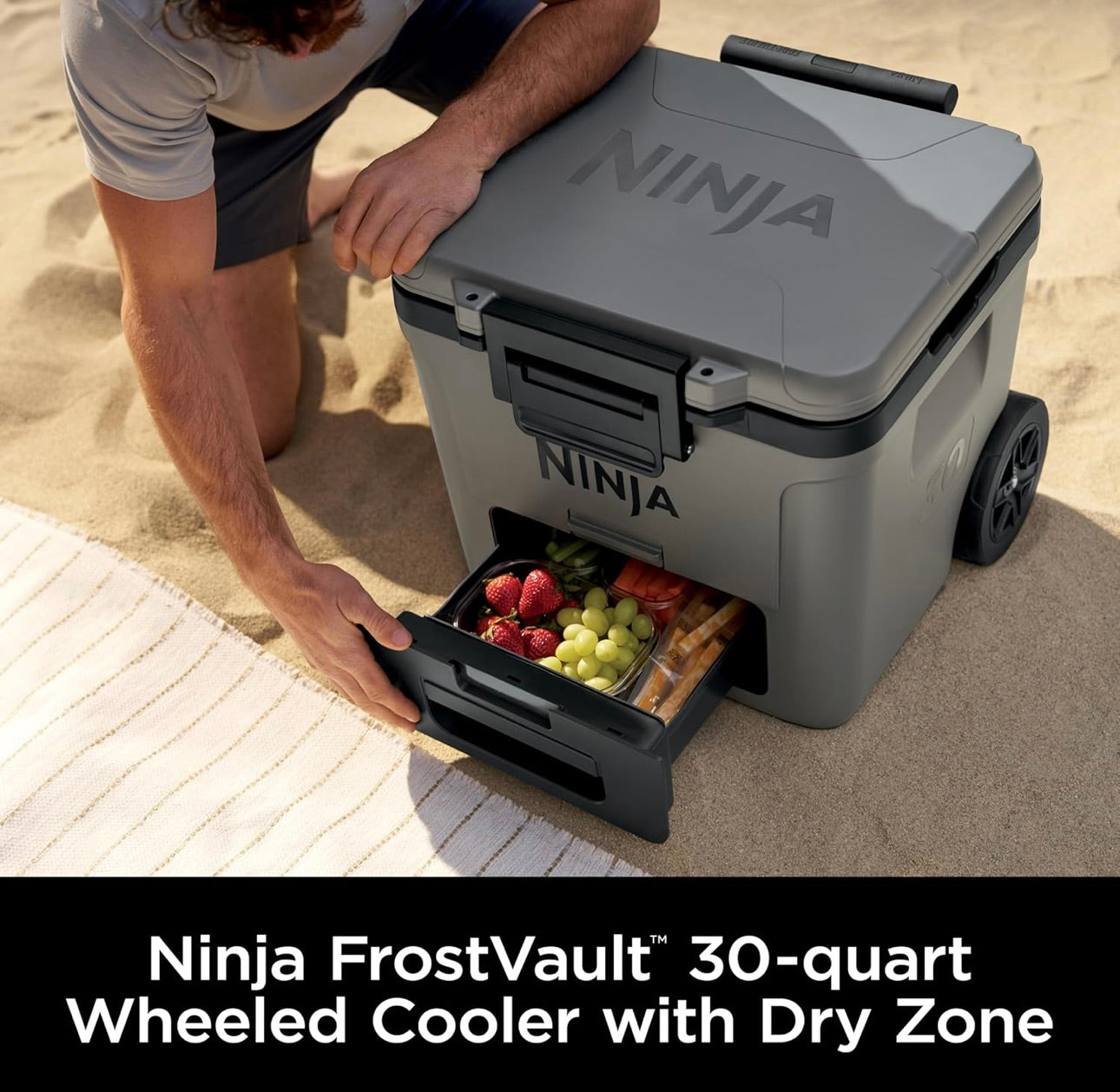 Ninja Cooler FrostVault 30QT-koeler met wiele – geïsoleer met Temp Dry-bergingslaai hou ys dae lank koud – State Gray