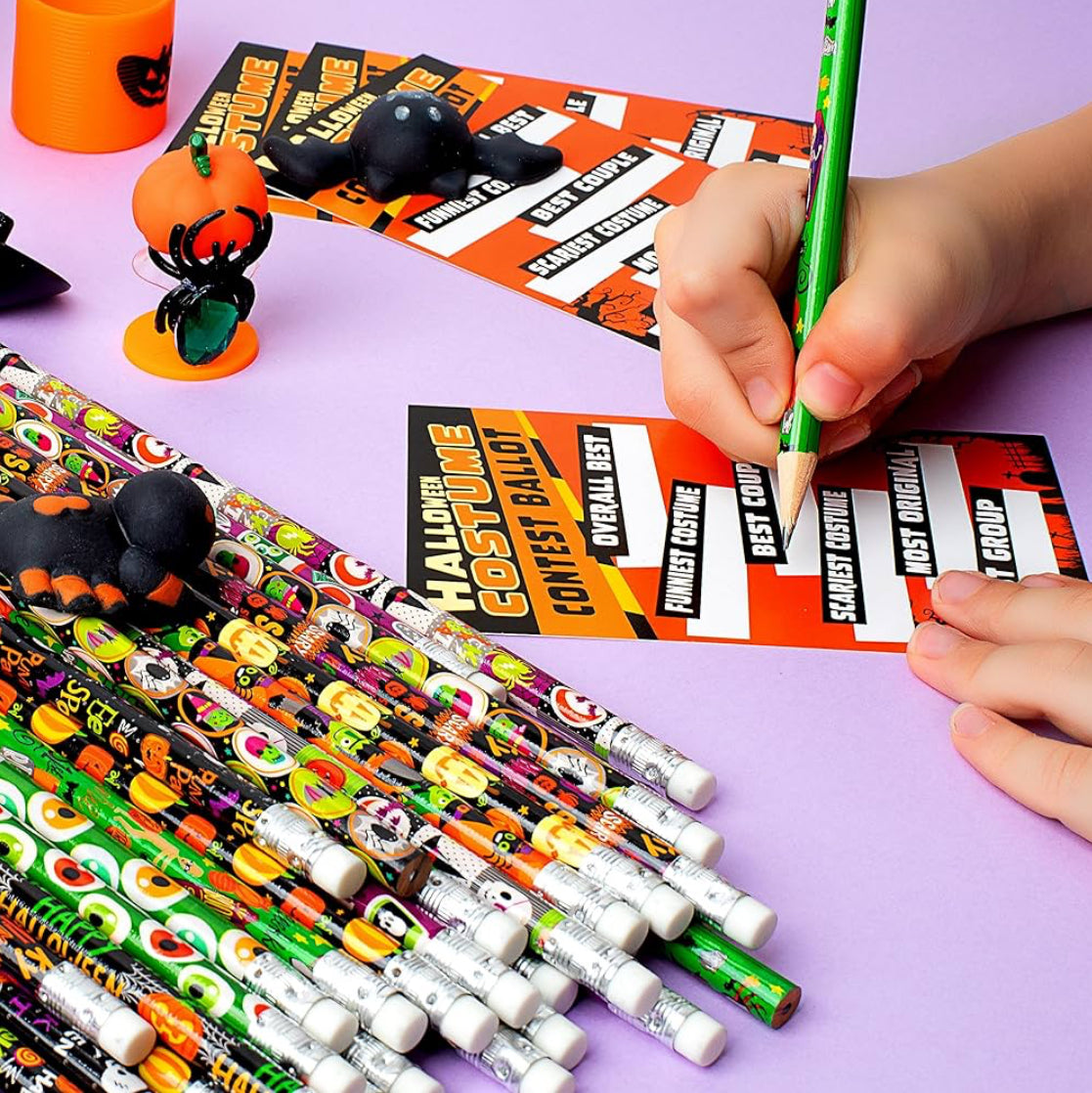 JOYIN 48 STUKS Halloween Potlode Grootmaat met Uitveër, Kleurvolle Herfs Potloodkeuse, 12 Ontwerp Halloween Tema Skryfbehoeftesstel vir Kind Meisie Seun Klop-aan-deure Partytjiegunste Benodigdhede, Klaskamergeskenkprys