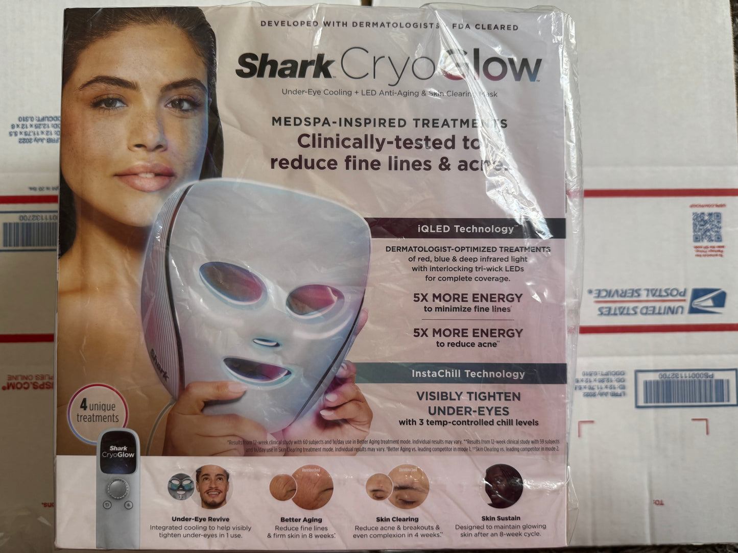 Shark CryoGlow LED Therapy Mask & Under-Eye Cooling Remote - Lilac Chill Edition