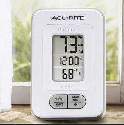 AcuRite Binne/Buite Koordlose Digitale Termometer met LCD-skermhorlosie Wit