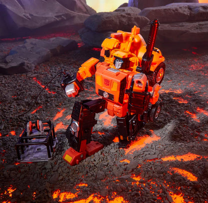 Transformers Legacy United Leader Class G1 Triple Changer Sandstorm, 7.5-duim Omskepbare Aksiefiguur, 8+ Jaar