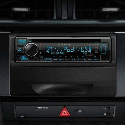 KENWOOD KDC-BT382U CD-motorradiostel met Bluetooth, AM/FM-radio, veranderlike kleurvertoning, hoëkrag-USB aan die voorkant, ingeboude Alexa en gereed vir SiriusXM