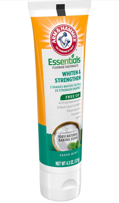 ARM & HAMMER Essentials Whiten & Strengthen Fluoride Toothpaste - Pack of 4 (4.3oz Tubes) - Fresh Mint