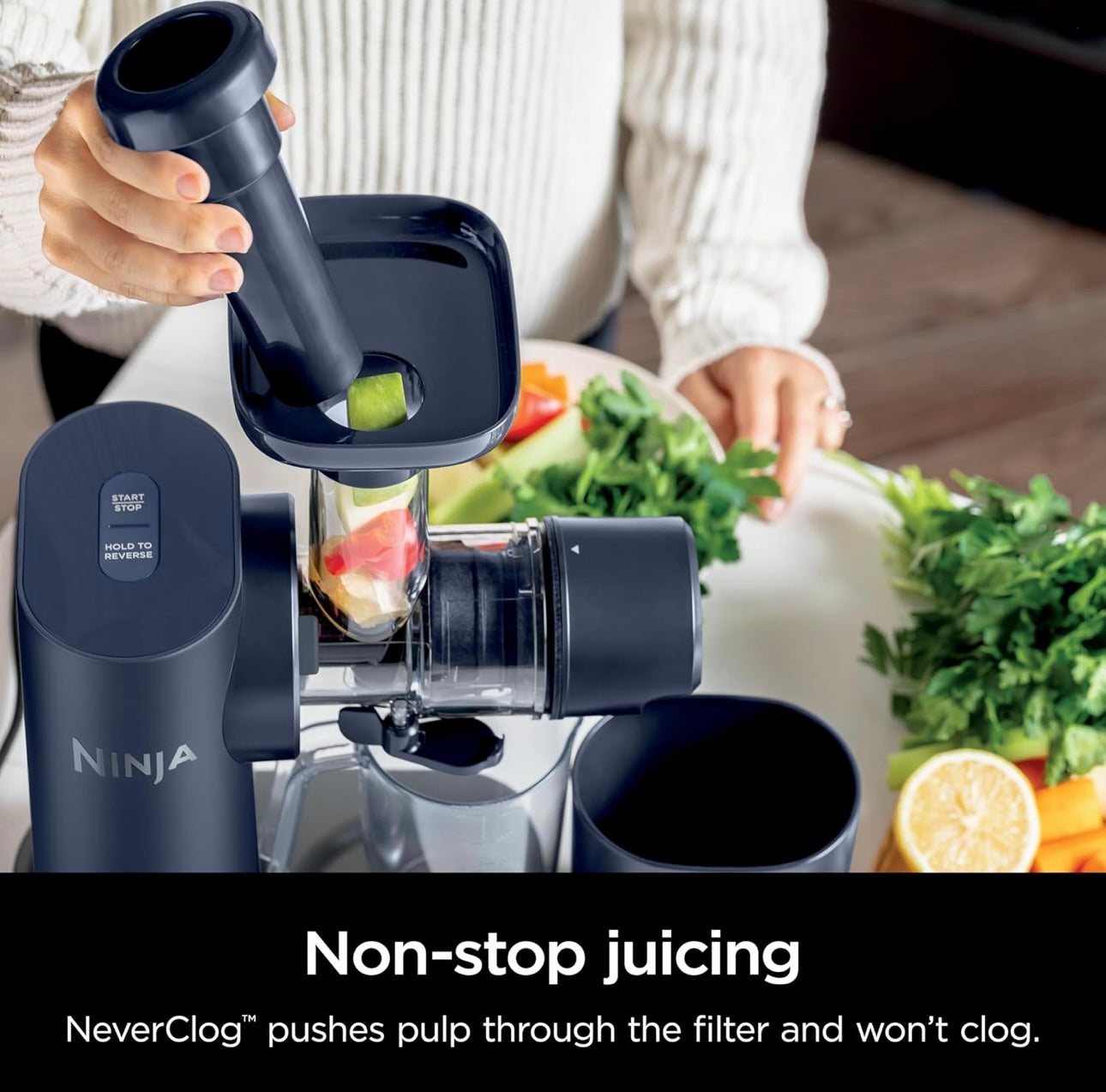 Ninja NeverClog Cold Press Juicer, Powerful Slow Juicer with Total Pulp Control, Countertop, Electric, 2 Pulp Functions - Blue/Navy (JC151NV)