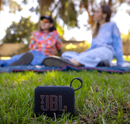 JBL Go - Ultra-draagbare, waterdigte en stofdigte Bluetooth-luidspreker - SQUAD