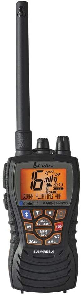 Cobra MR HH500 FLT BT Handheld Drywende VHF Radio – 6 Watt, Bluetooth, Onderdompelbaar, Geraasdempende Mik, Agtergrondverligte LCD-skerm, Drywende en Waterdigte Ontwerp (IP67-gradering), Geheueskandering, Swart