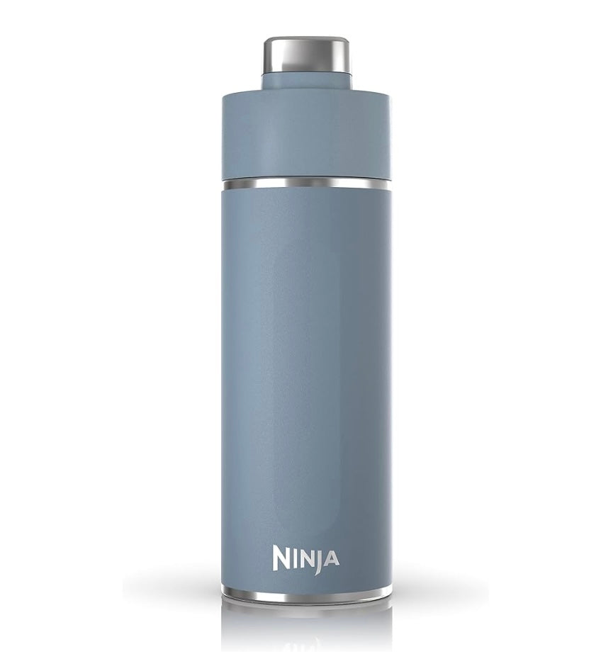 Ninja DW2401BL Thirsti 24oz Reiswaterbottel Lekvry, 24 Uur Koud, Skottelgoedwasser Veilig, Roesvrye Staal Geïsoleerde Tuimelaar - Stormblou