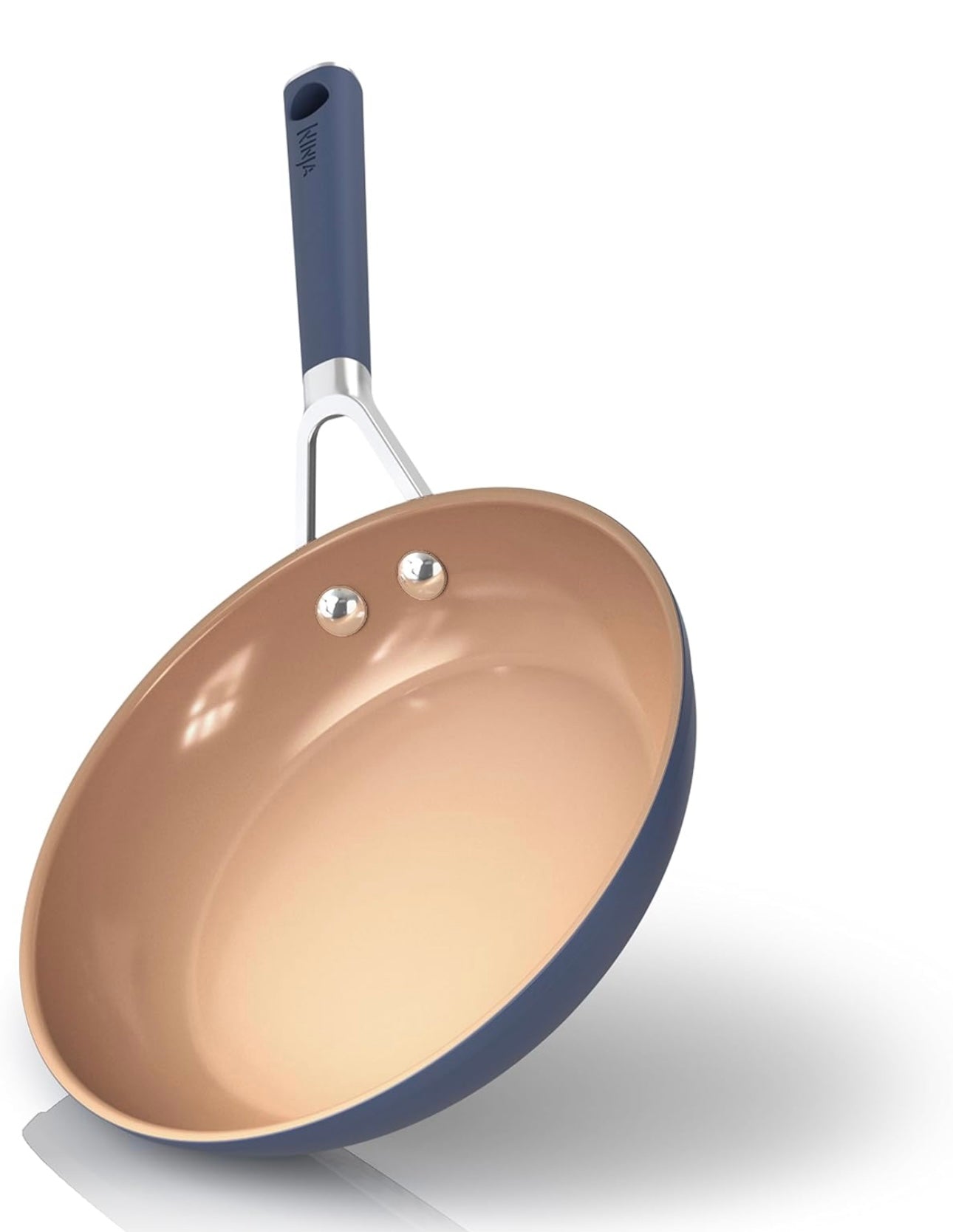 Ninja Extended Life Ceramic 8" Braaipan met Gemaklike Greep, Kleefvrye Braaipanne, Potte, PTFE-vry, Gesonde Kookkuns, Oondveilig, Skottelgoedwasserveilig, Alle Stoofplate & Induksieversoenbaar, Vlootblou, CW40020