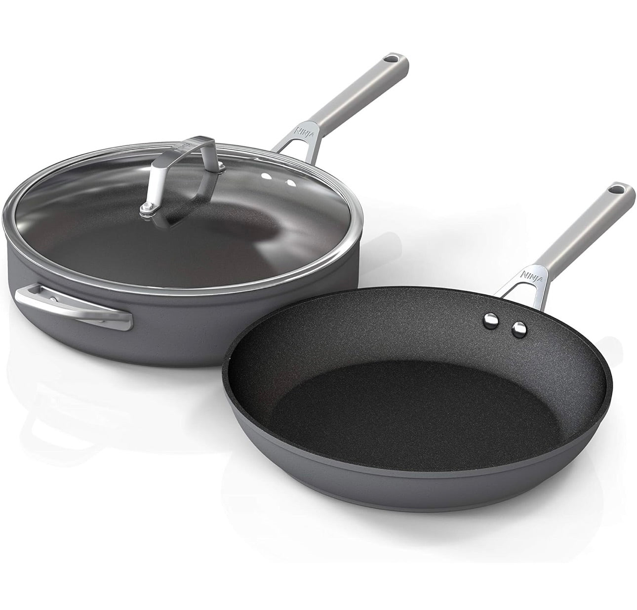 Ninja C33000 Foodi NeverStick Premium 3-Stuk Kookgerei Stel, 30 cm Braaipan, 4.7 Liter Soteerpan met Glasdeksel, Hard-Geanodiseer, Kleefvry, Duursaam en Oondveilig tot 260°C, Leigrys
