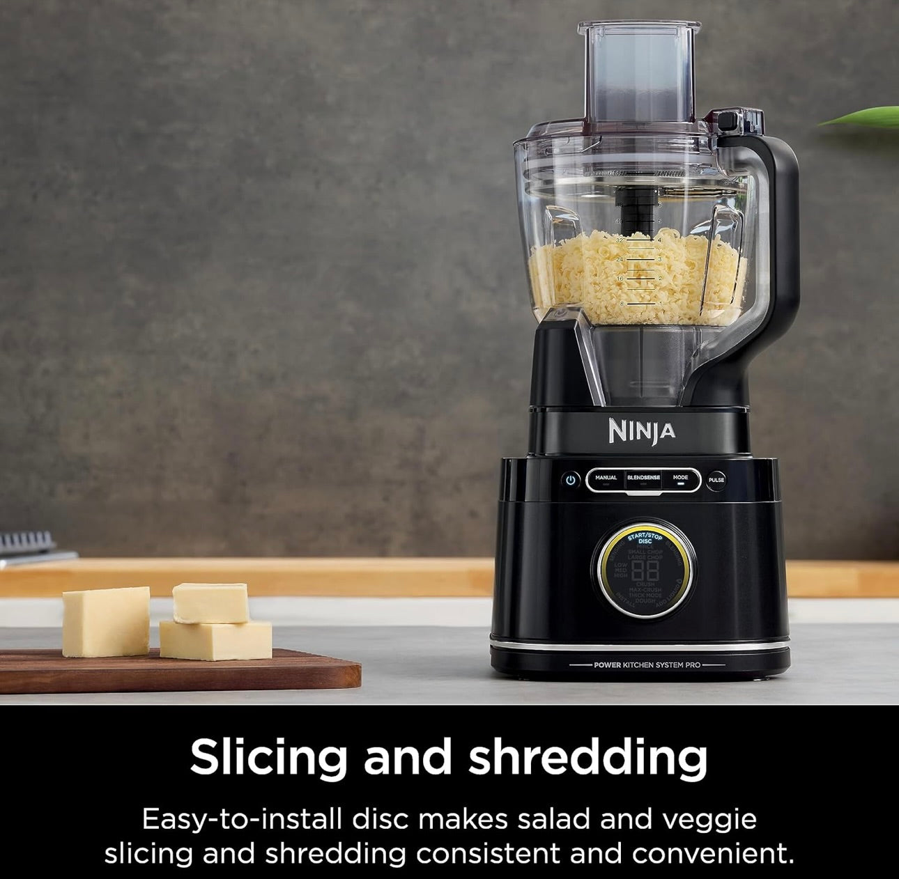 Ninja All-in-One Blender & Food Processor BlendSense Intelligence for Perfectly Smooth Results 1800 Watt - Black TB401