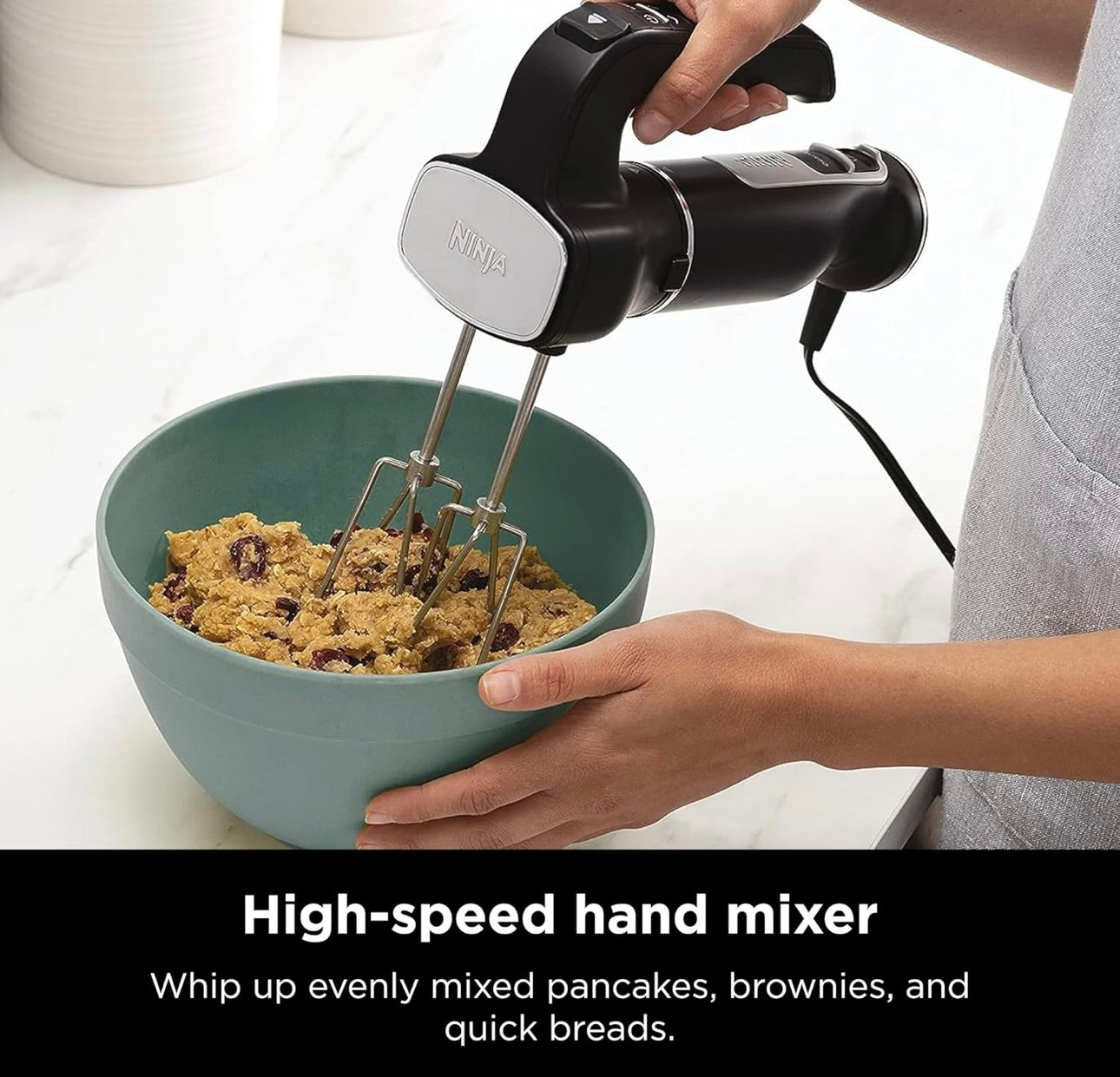 Ninja Hand Mixer, Immersion Blender, Foodi Power Mixer System, 750-Peak-Watt Handheld Emulsion Blender & Electric Hand Mixer Combo - Black CI101