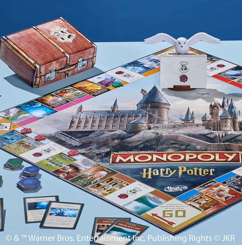 Hasbro Gaming Monopoly Harry Potter Edition Board Game - A Magical Adventure at Hogwarts - Family Games