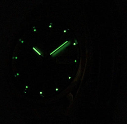 Seiko 5 Outomatiese Vlekvrye Staalhorlosie - Champagne op Goud