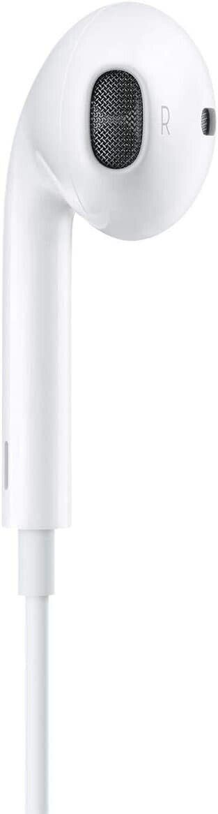 Apple EarPods Headphones with Lightning Connector Microphone w Built-in Remote