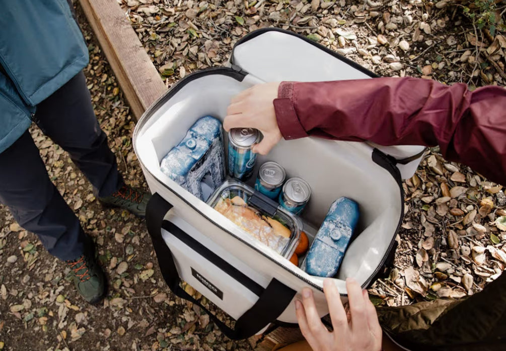 Igloo Trailmate Soft Sided  Portable Insulated Cooler Bag - Bone