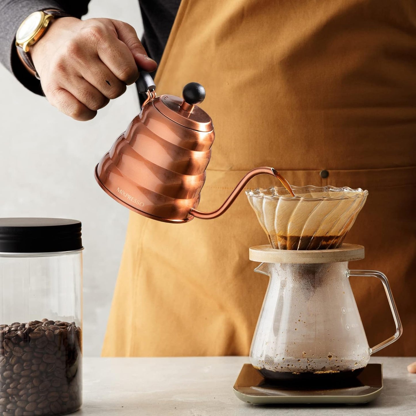 Mixpresso Ganswashals-opgietkoffieketel, Barista-opgietbeheerontwerp vir Koffie en Tee Hoëgraadse vlekvrye staal 1.2 liter (40 Oz) drupkoffie-induksieplaat, koperstoofketel