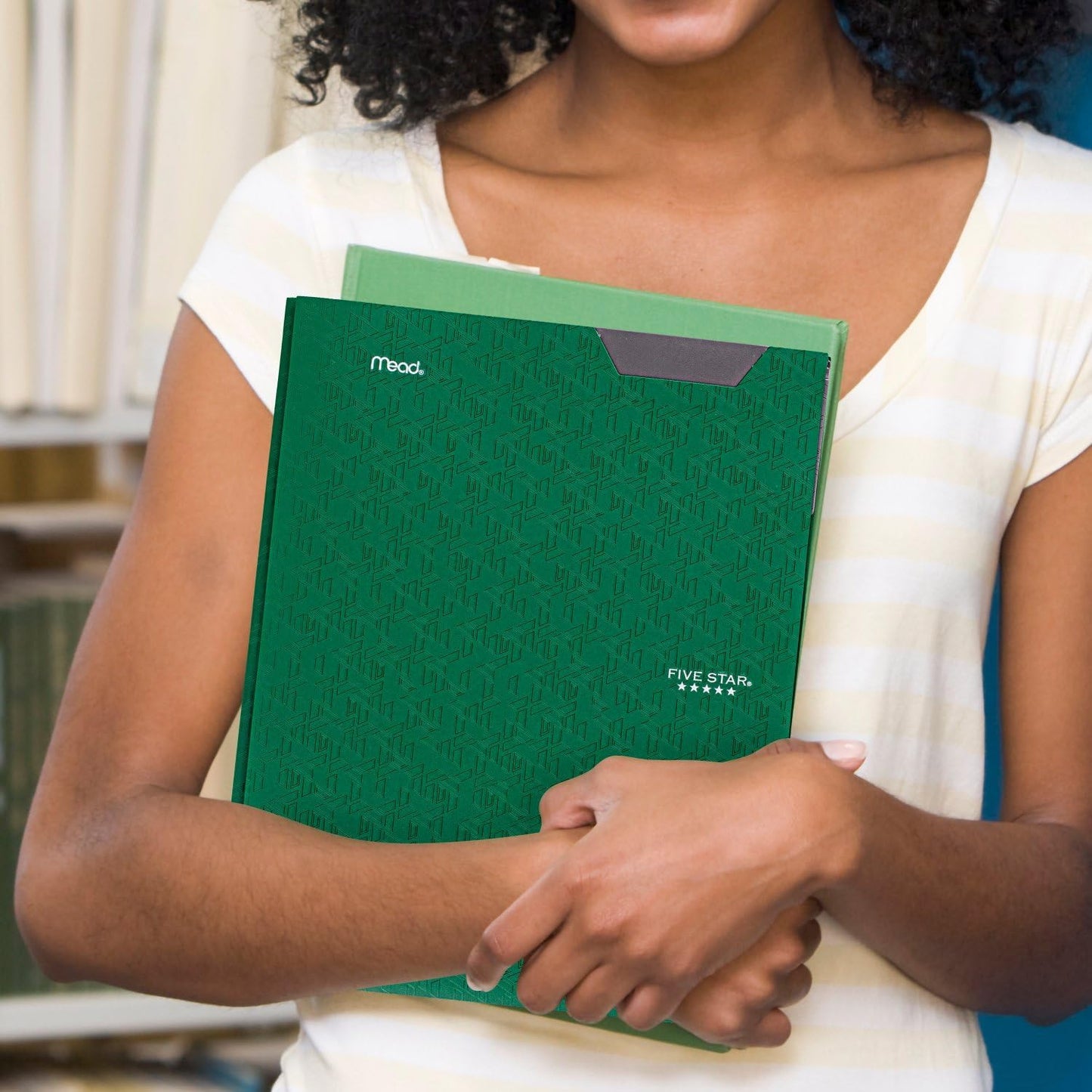 Five Star 2-Pocket Folder, 4 Pack, Plastic Folder with Stay-Put Tabs and Prong Fasteners, Holds 8-1/2" x 11"