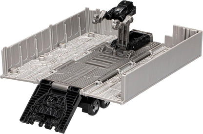 Hasbro Transformers Generations Leader Class Figurine Volvo VNR 300 Optimus Prime
