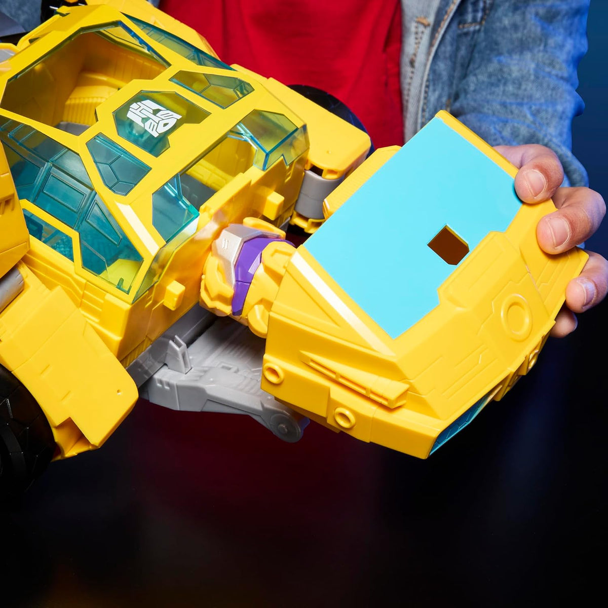 Transformers Toys CYBERWORLD Bumblebee Power Spark Energon Surge, Lights and Sounds (6+)