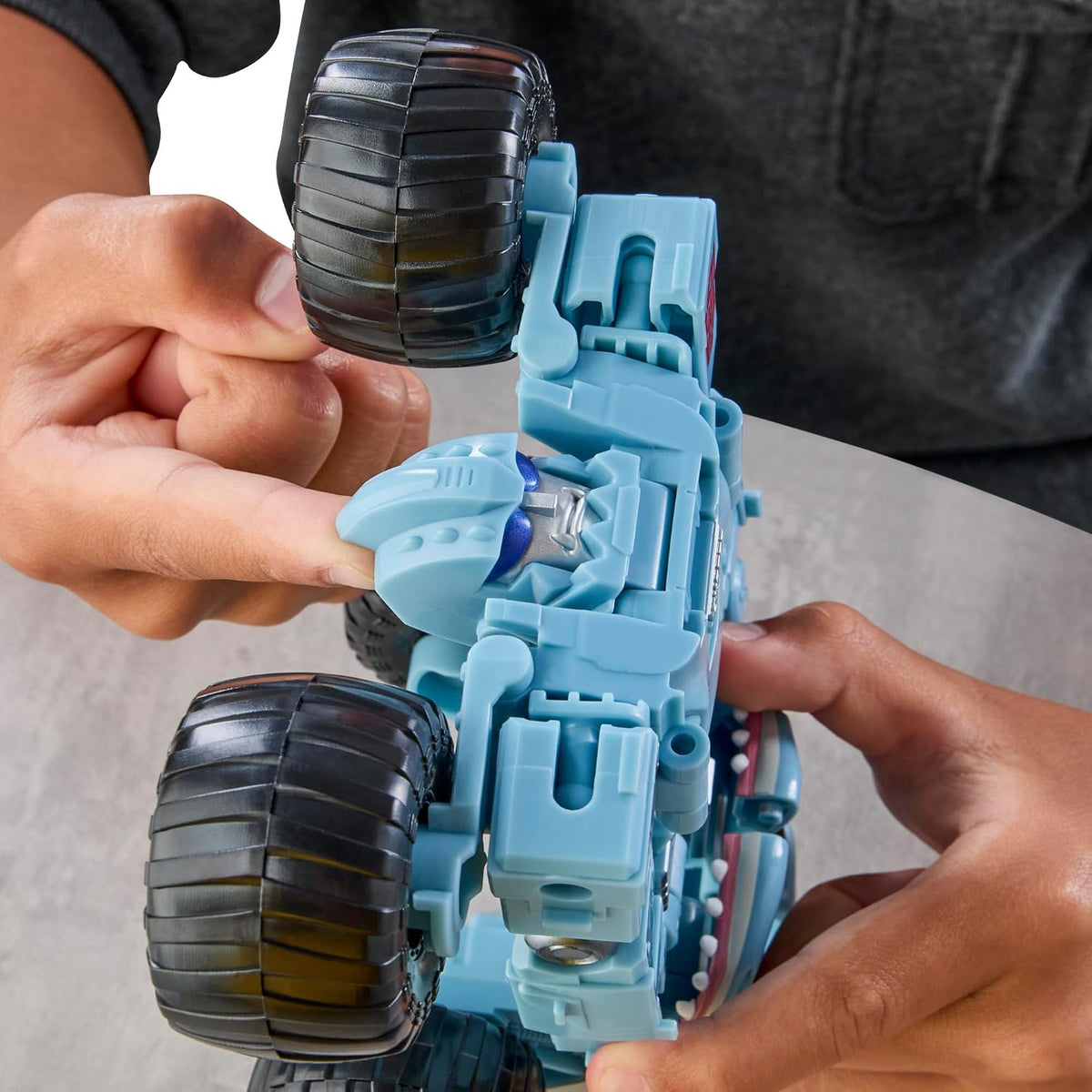 Transformers Monster Jam Megalodon (Big Tooth)