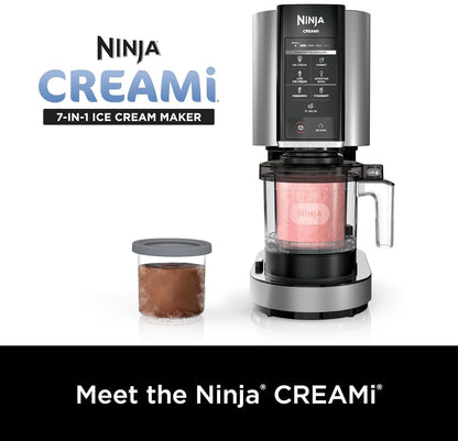 Ninja NC301 CREAMi Roomysmaker, vir Gelato, Inmiksels, Melkskommels, Sorbette, Smoothiebakke en meer, 7 Een-Raakprogramme, met (2) Pint Houers en Deksel, Kompakte Grootte, Ideaal vir Kinders, Silwer