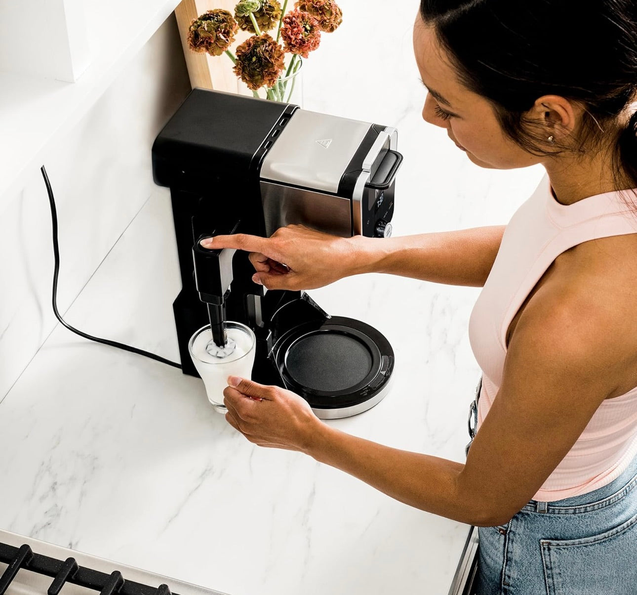 Ninja DualBrew System 14-Cup Coffee Maker, Single-Serve, Pods & Grounds, 4 Brew Styles 70-oz. Water Reservoir & Carafe - Black( CFP451A)