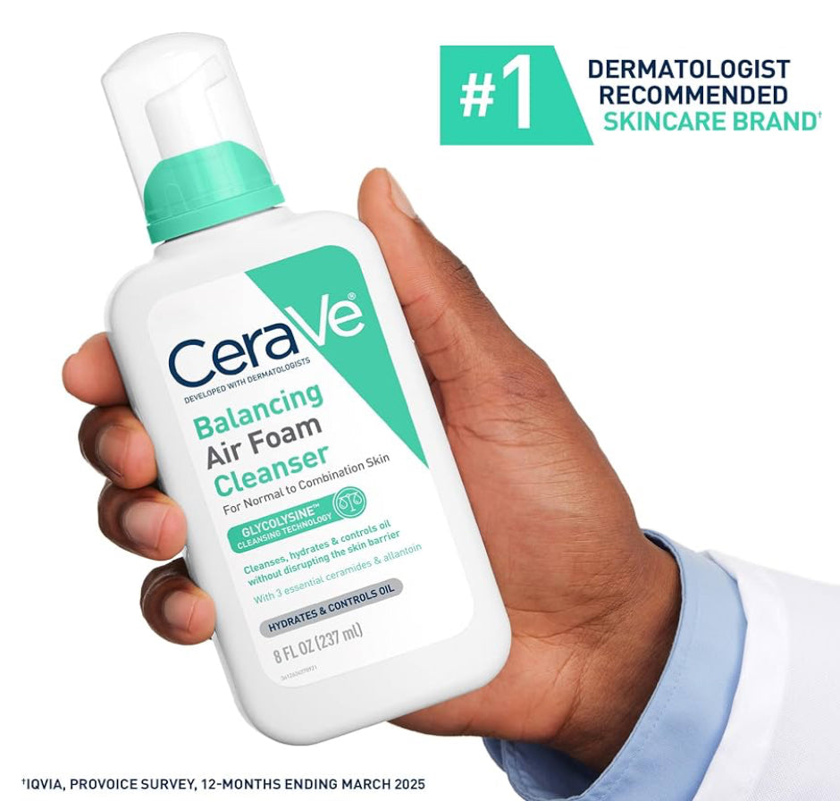 CeraVe Balancing Air Foam Gesigwas vir Kombinasievel, 8Uur Oliebeheer + 24Uur Hidrasie met Glikolisien & 3 Essensiële Seramiede (237ml)