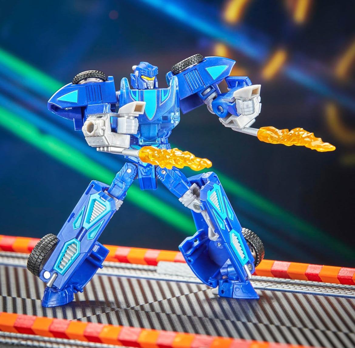 TRANSFORMERS Collaborative Hot Wheels x Twin Mill, Deluxe Class 5-Inch Robot Action Figure Converts to Racecar, Car Toys for Ages 8+