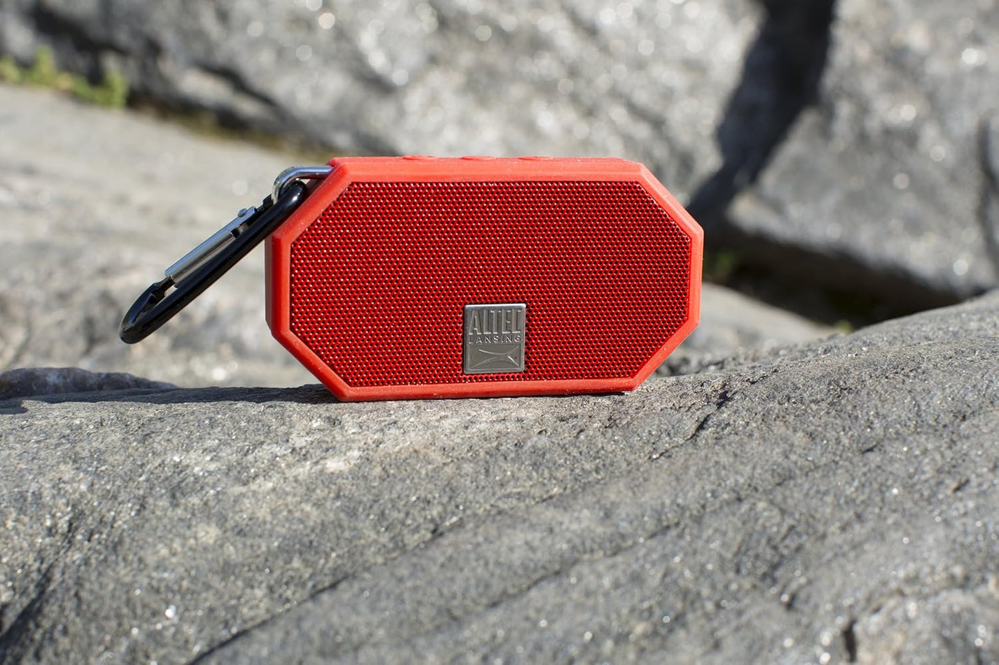 Altec Lansing Mini H2O - Waterdigte Bluetooth-luidspreker, IP67-gesertifiseer en dryf in water, kompakte en draagbare luidspreker vir stap, kamp, swembad en strand, rooi