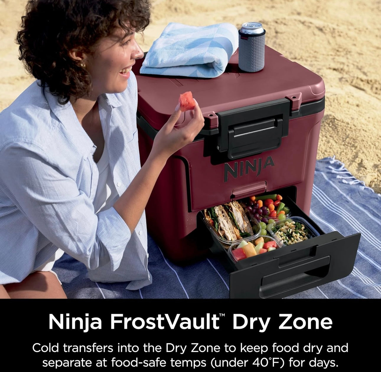 Ninja Cooler FrostVault 30QT-koeler met wiele – geïsoleer met temperatuur-droëberglade, hou ys dae lank koud – Canyonrooi