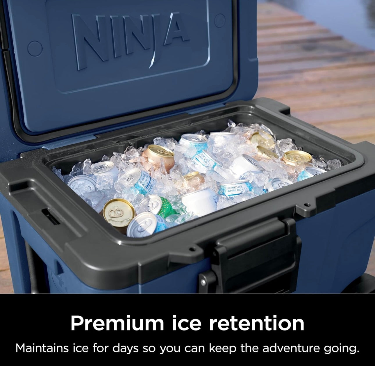 Ninja Cooler FrostVault 45QT Koeler met Wiele Geïsoleer met Temp Droëberglaai Hou Ys Dae Lank Koud - Lakeshore Blou (FB245BL)