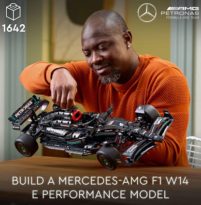 LEGO Technic Mercedes-AMG F1 W14 E Performance Modelmotorstelstelle - Formule 1-boustelle Wedrenmotor met Realistiese Besonderhede - 42171
