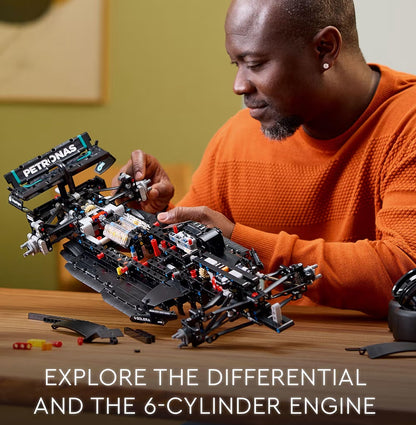 LEGO Technic Mercedes-AMG F1 W14 E Performance Modelmotorstelstelle - Formule 1-boustelle Wedrenmotor met Realistiese Besonderhede - 42171