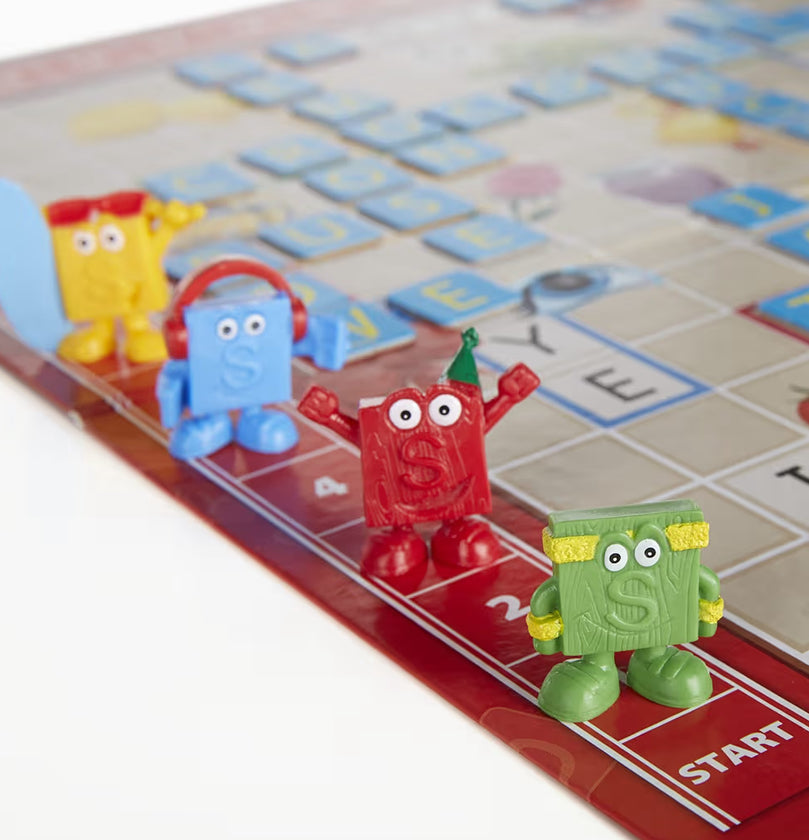 Hasbro Gaming Scrabble Junior Board Game - 2-4 Players - Family Educational Word Games for Kids