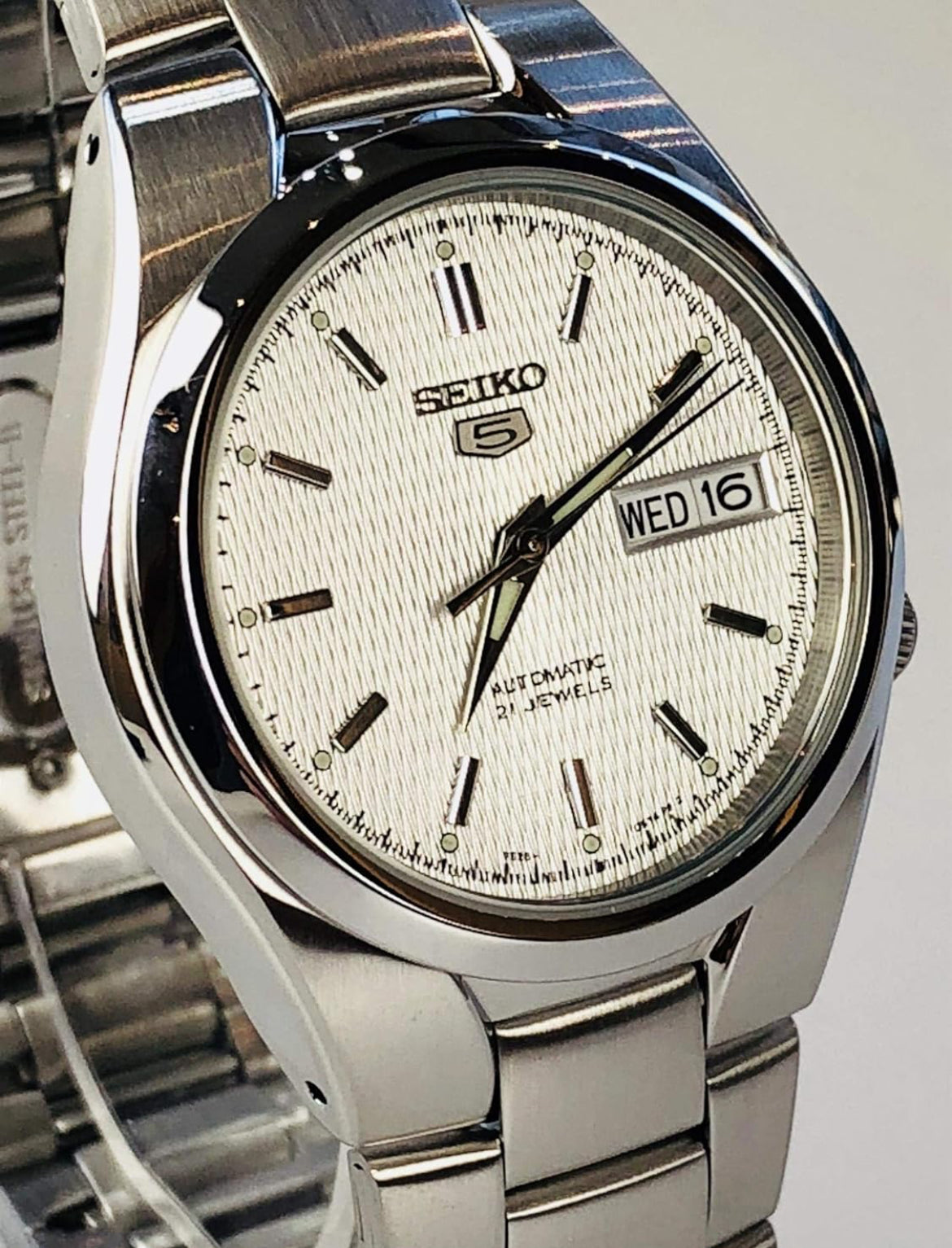 Seiko 5 Manshorlosie van vlekvrye staal