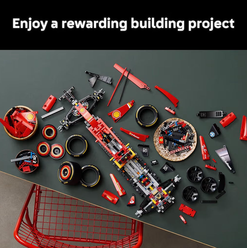 LEGO Technic Ferrari SF-24 F1 Modelmotorstel - Boustel met Realistiese Kenmerke