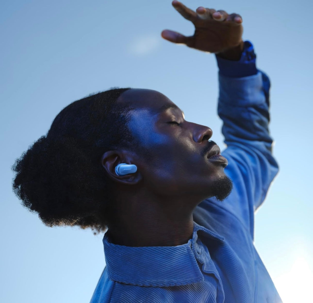 Bose QuietComfort Ultra Wireless Noise Cancelling Earbuds - Moonstone Blue