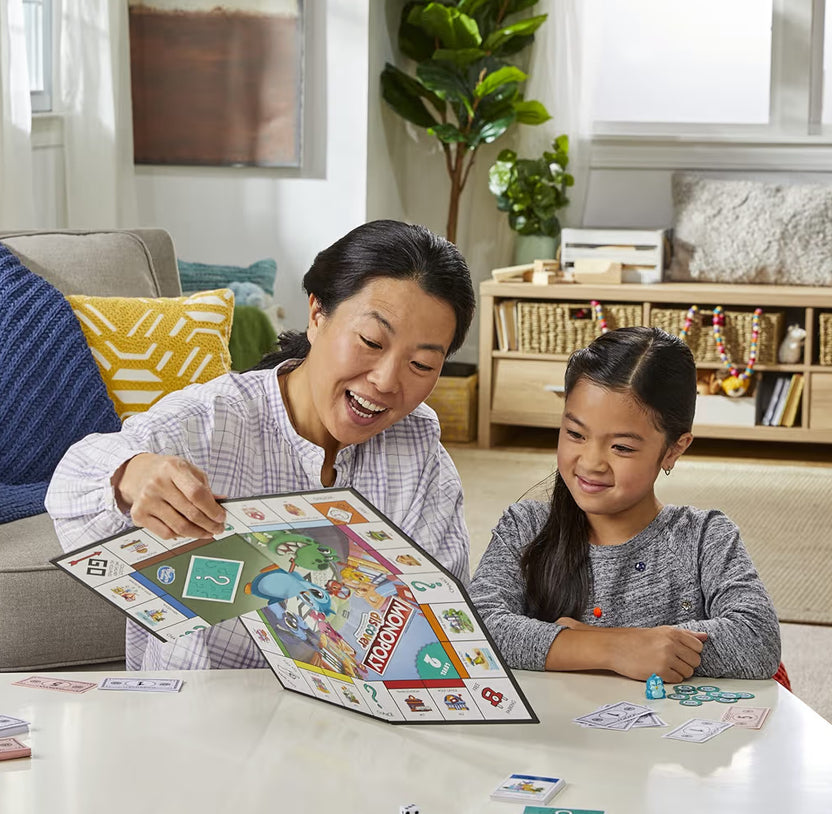 Monopoly Discover Board Game for Kids Ages 4+, Fun Game for Families, 2-Sided Gameboard for 2-4 players, 2 Levels of Play, Playful Teaching Tools for Families