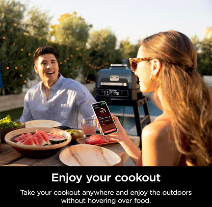 Ninja Woodfire Pro Connect Premium XL Buitenbraaier en Roker, Bluetooth, Toepassing-geaktiveer, 7-in-1 Meesterbraaier, BBQ-Roker, Buitelug-lugbraaier, Houtvuur-tegnologie, 2 Ingeboude Termometers - Swart