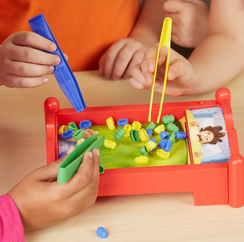 Bed Bugs Board Game - The Classic Game of Critter-Catchin’ Fun - 2 to 3 Players (Family Games)