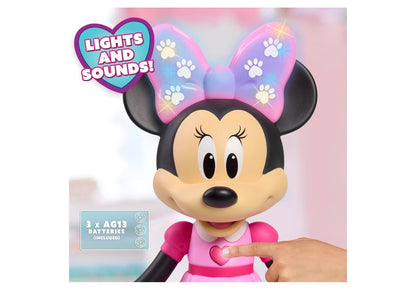Disney Jr. Minnie Mouse Troeteldierpretpop, 25.4 cm Posisioneerbare Minnie-pop met Liggie- en Klankeffekte, Toebehore, Pienk Poedel Speelding, Geskenk vir Kinders, Ouderdomme 3 en Op+