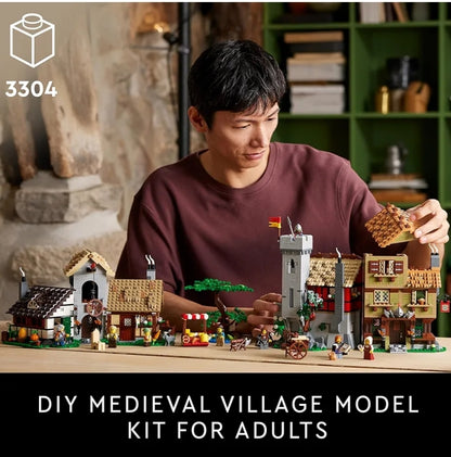 LEGO Icons Middeleeuse Dorpsplein Boustel vir Volwassenes - Kantoor- of Rakversiering vir Mans en Vroue, Ouderdomme 18+ Jaar - Met 8 Middeleeuse Minifigure - Geskenk vir Verjaarsdae - 10332