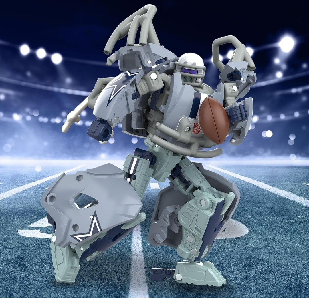 Transformers NFL Dallas Cowboys Starblitz 5.5-Inch Action Figure Changes from Robot to Helmet, Football Toys for Ages 8+