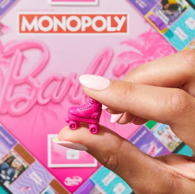 Monopoly: Barbie Edition Board Game with 6 Barbie-Themed Pink Zinc Tokens