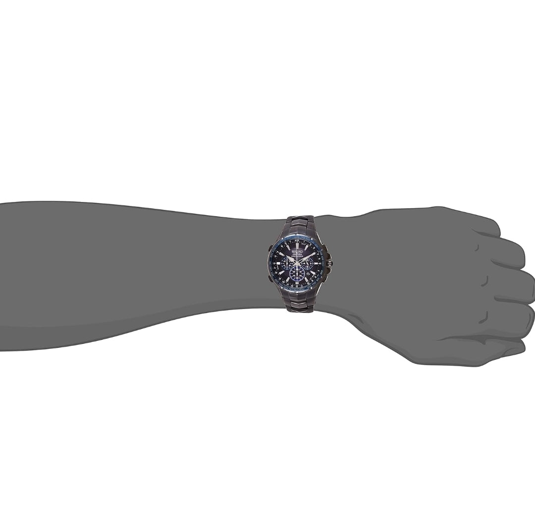 SEIKO-horlosie vir Mans - Coutura-versameling - Radio Sync Solar Chronograph, Tweekleurige Vlekvrye Staal Kas en Armband, Swart Wysplaat met Lumibrite-wysers en -merkers, en Datumkalender
